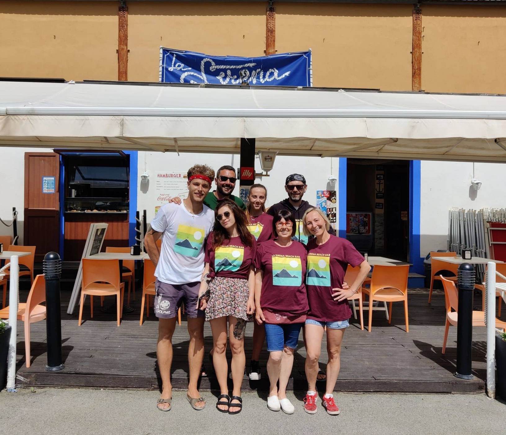 Spiaggia La Sirena - Beach Bar, lettini e ombrelloni a Borgo Renà - Riva Trigoso