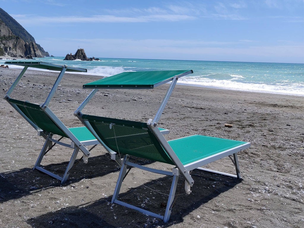 Spiaggia La Sirena - Spiaggia e Servizi