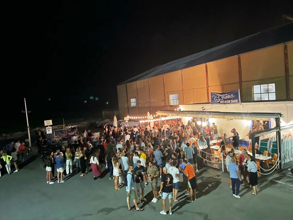 Spiaggia La Sirena - Spiaggia e Servizi